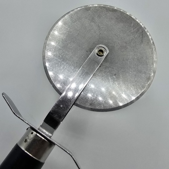 Pampered Chef Pizza Cutter Stainless Steel Slicer Taiwan Retired NO COVER - Picture 5 of 9